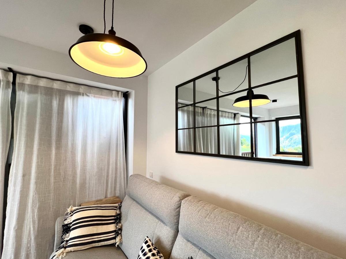 Apartament La Gisca - L'Amfitriona Valencia D'Aneu المظهر الخارجي الصورة